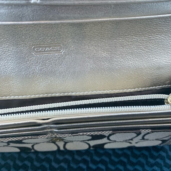 Authentic Monogrammed Coach Full Wallet - Picture 4 of 5